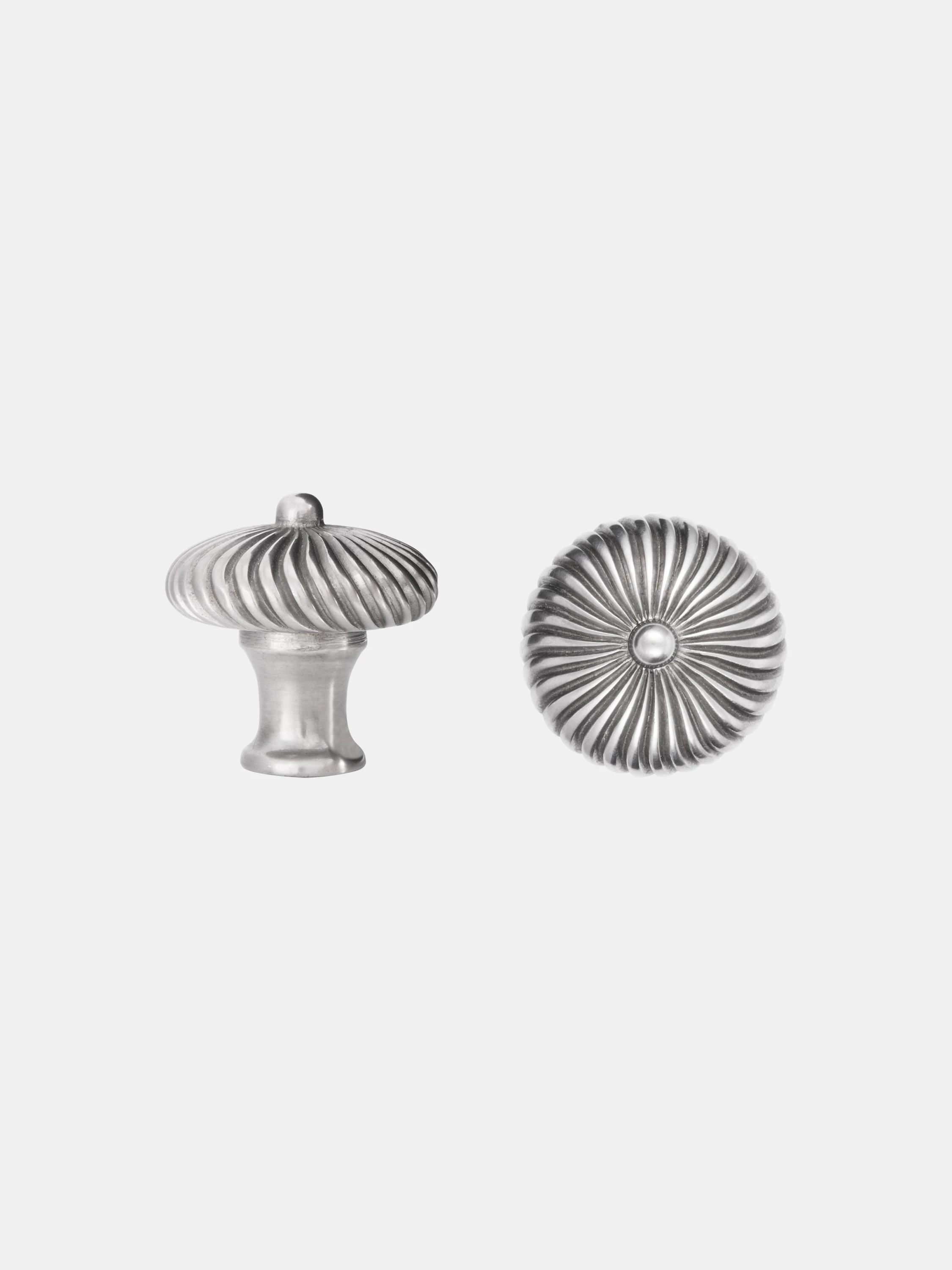 Collection 1507 Cabinet knob