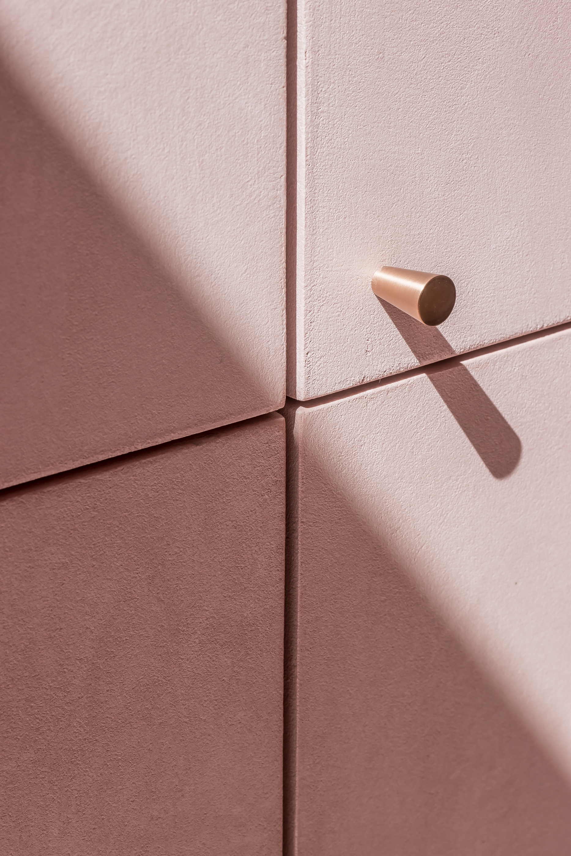Cabinet knob 20