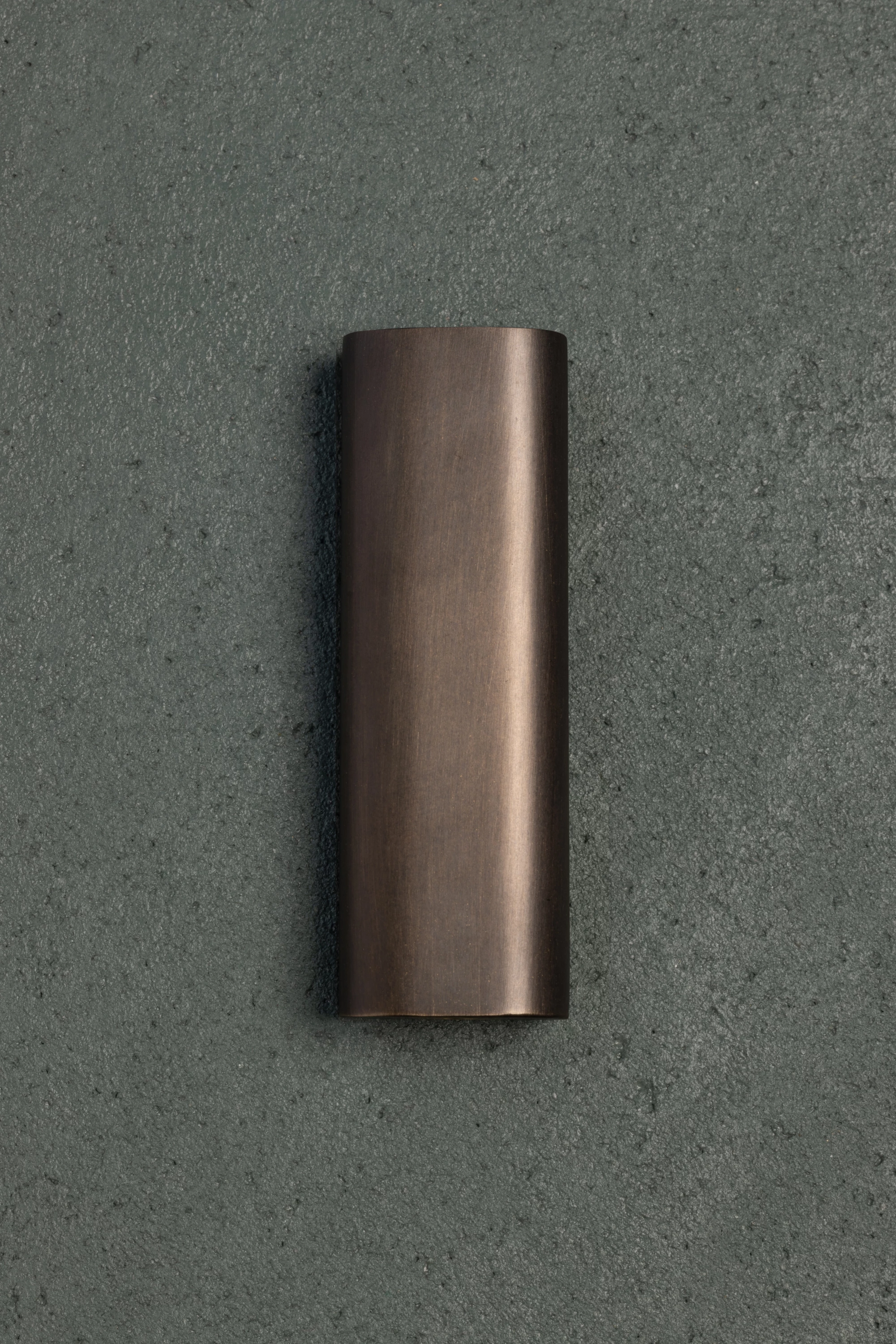 Natural dark bronze Natural dark bronze